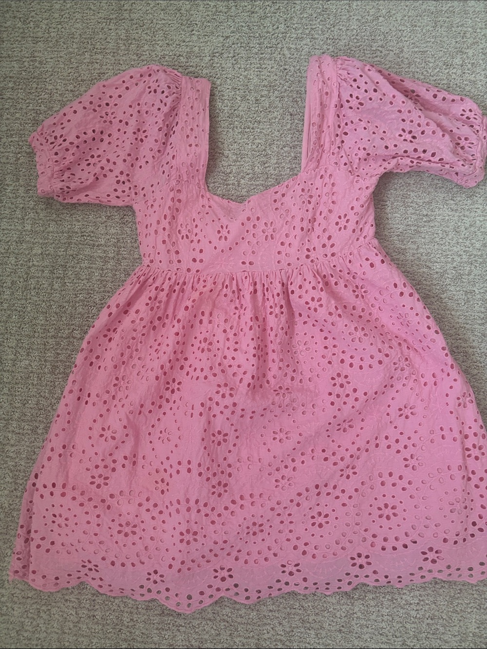 Chelsea and Violet Pink Eyelet Tie-Back Puff Sleeve Mini Dress Size Medium